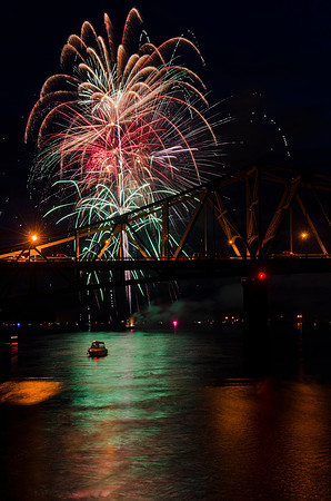 Florence, AL Fireworks-2