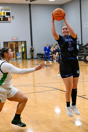 UC Girls BB 1-10-26-8