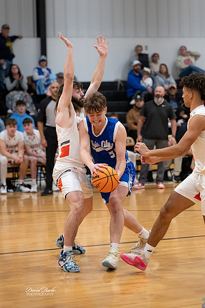 UC Basketball 1-24-25-25-17-Edit
